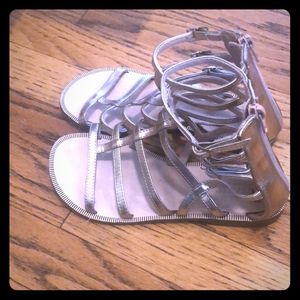 Girls sandals